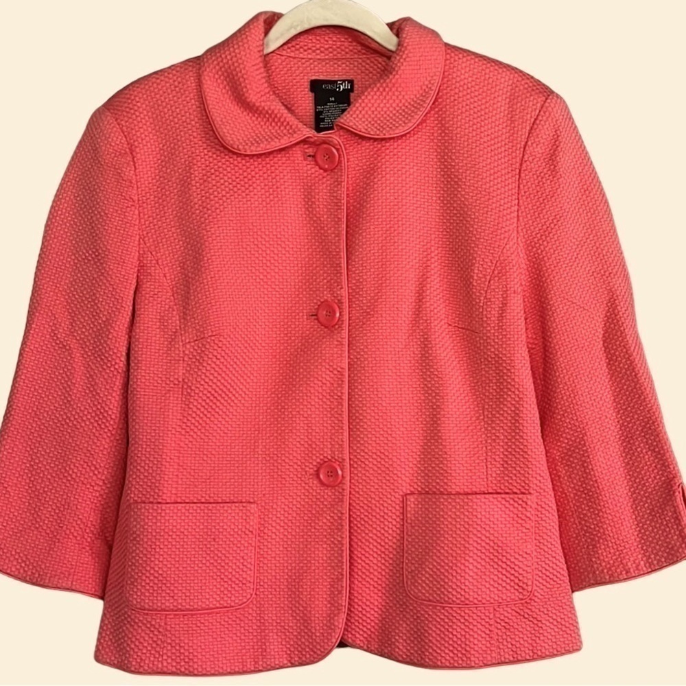 EAST 5th Coral/Melon Textured Jacket w/Peter Pan Collar, Lg Buttons, Sz 14, GUC.